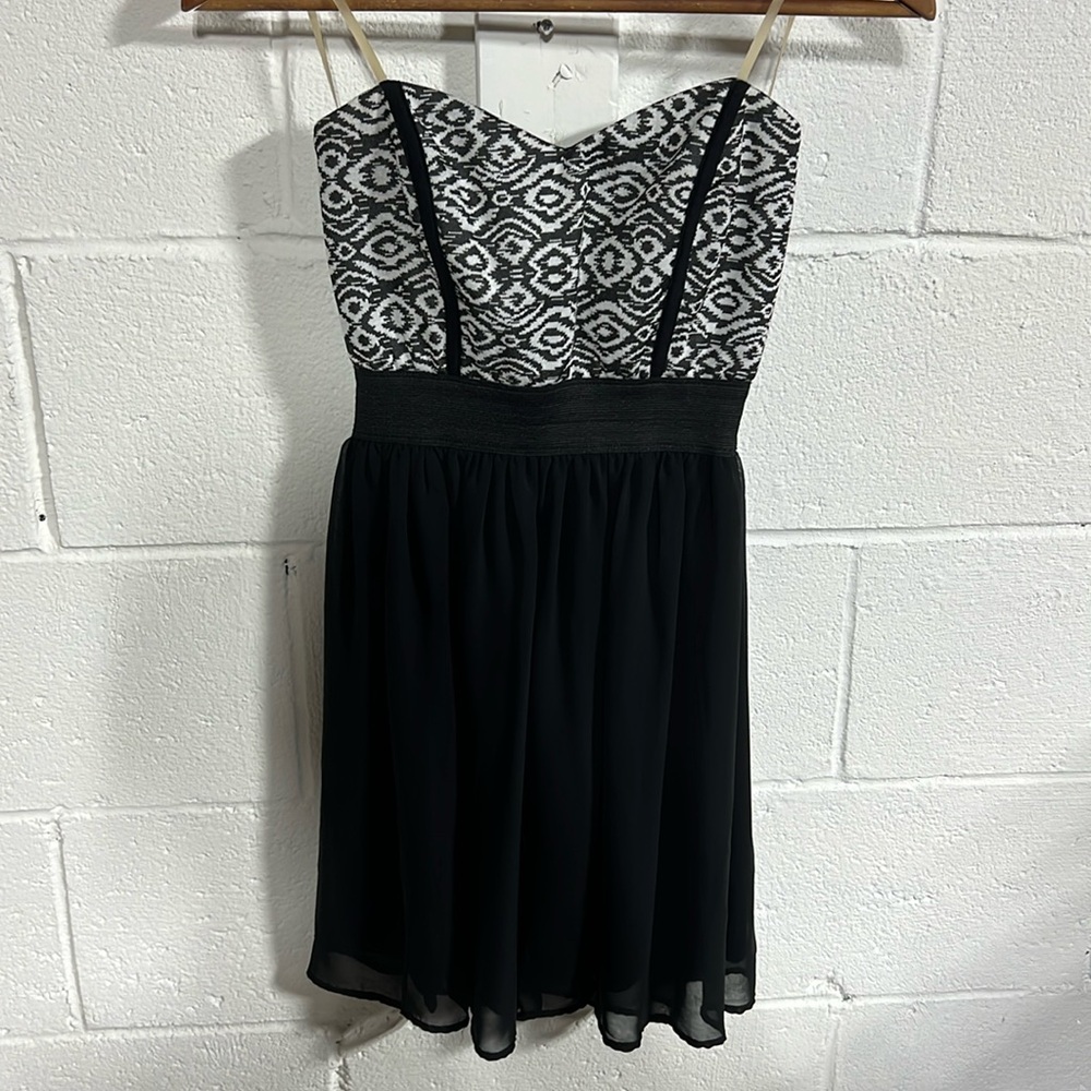 Three Pink Hearts Black|White Strapless Knee Length Cocktail Dress Size Small